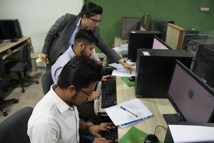 BS Anangpuria Institute of Technology and Management, Faridabad IT Lab of BS Anangpuria Institute of Technology and Management Faridabad